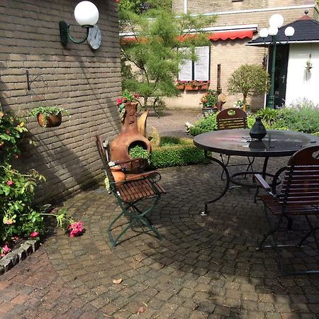 De Aremberg Bed and Breakfast Waalre Esterno foto